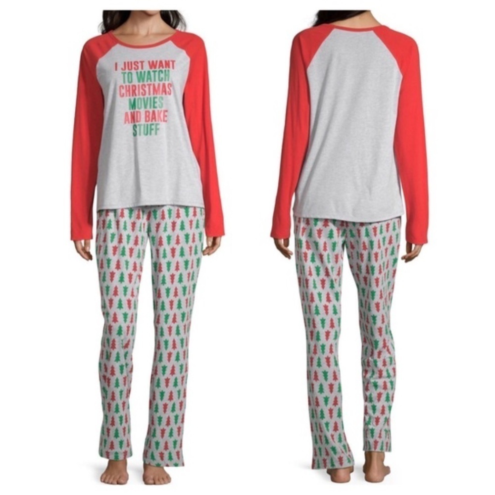 LAST ONE!! Winter Holiday Pajama Set 2 Piece PJs